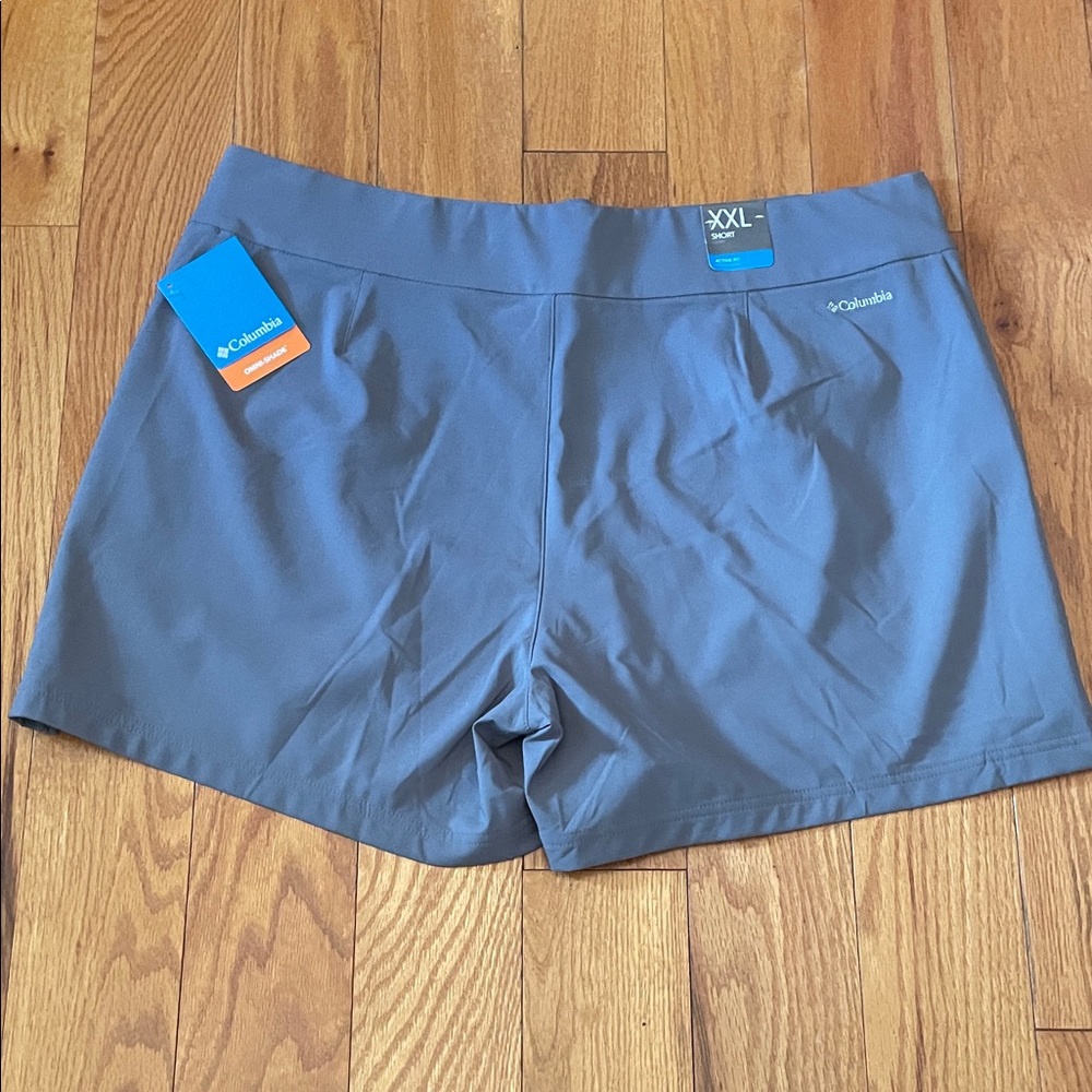 Columbia Women's Athletic Gray Shorts Sz xxl Omni shade